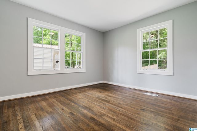 828 MEADOWBROOK DRIVE, Birmingham, AL 35215