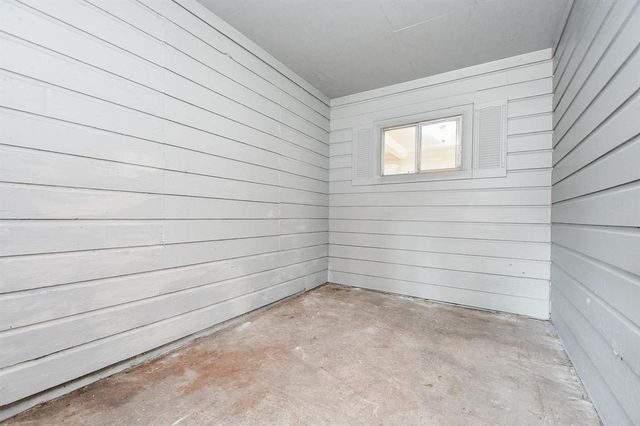 44 Farrell Street, Houston, TX 77022