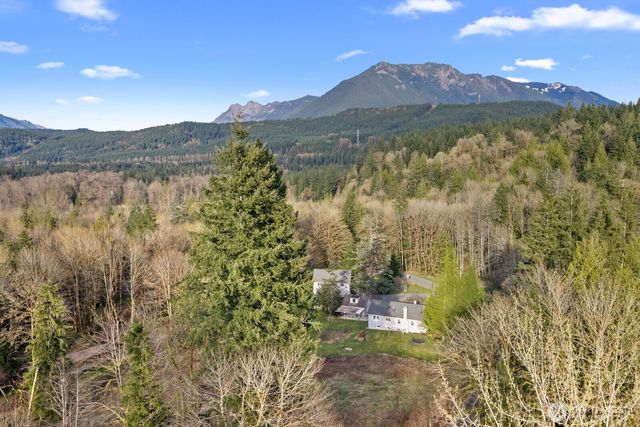 46302 SE Edgewick Road, North Bend, WA 98045