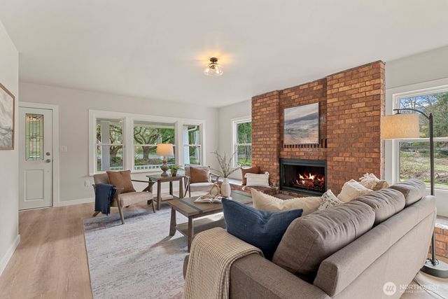 46302 SE Edgewick Road, North Bend, WA 98045