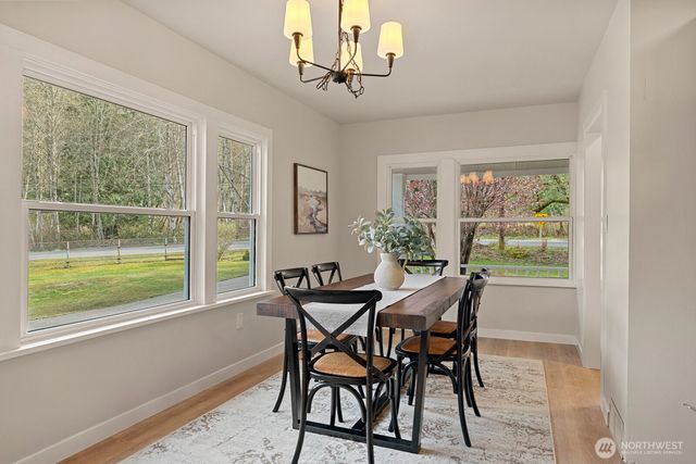 46302 SE Edgewick Road, North Bend, WA 98045