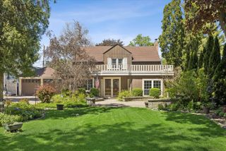 946 Walter Avenue, Des Plaines, IL 60016