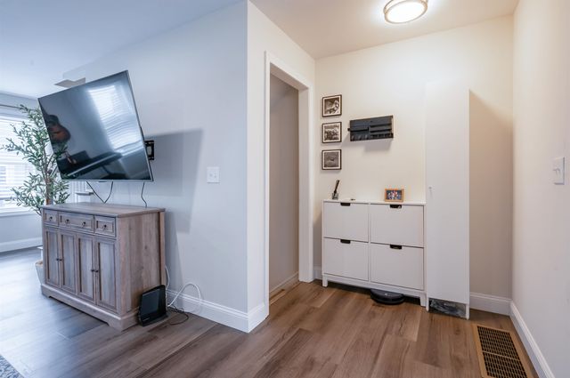 13 Sapphire Lane, Nashua, NH 03064