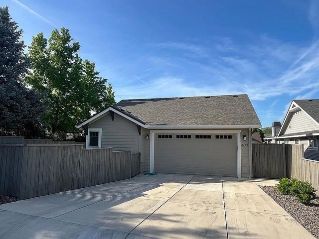 3752 Sunleaf Avenue, Medford, OR 97504