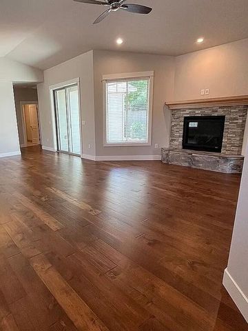 3752 Sunleaf Avenue, Medford, OR 97504