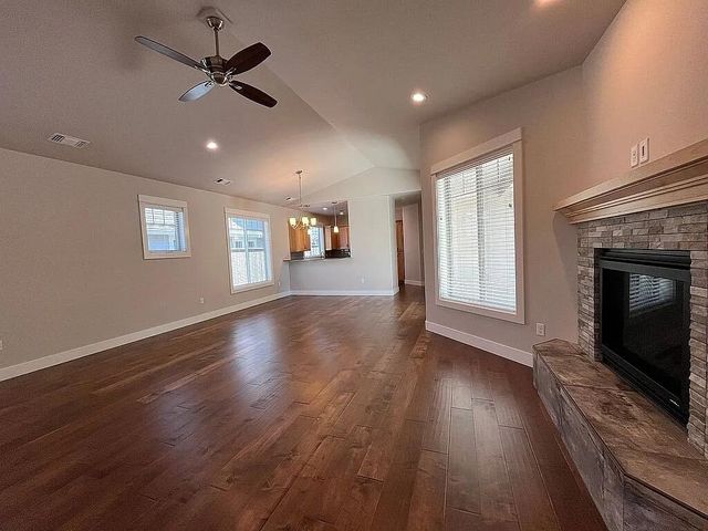 3752 Sunleaf Avenue, Medford, OR 97504