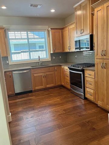 3752 Sunleaf Avenue, Medford, OR 97504