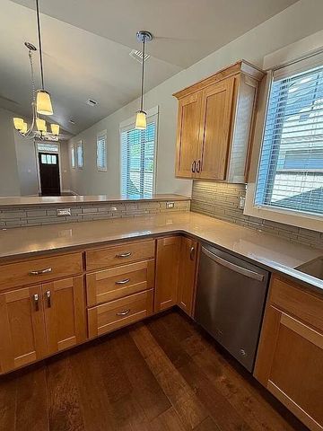 3752 Sunleaf Avenue, Medford, OR 97504