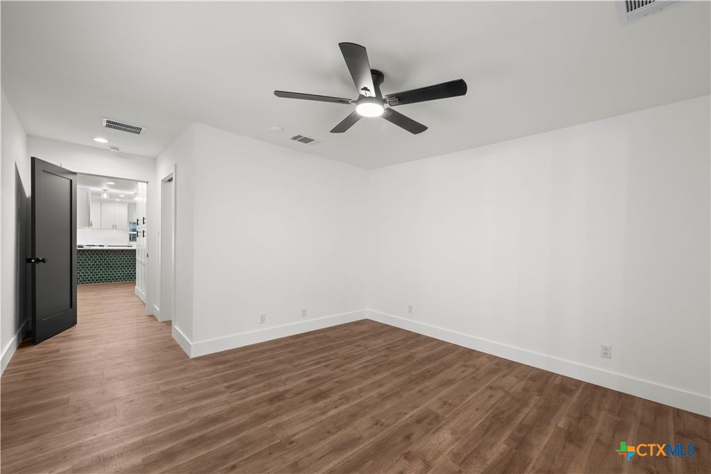 Image 20 of property listing at 6805 Tulane Drive, Austin, TX 78723
