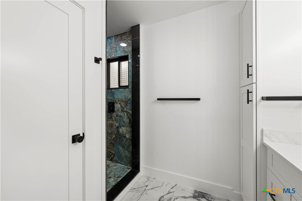 Image 21 of property listing at 6805 Tulane Drive, Austin, TX 78723