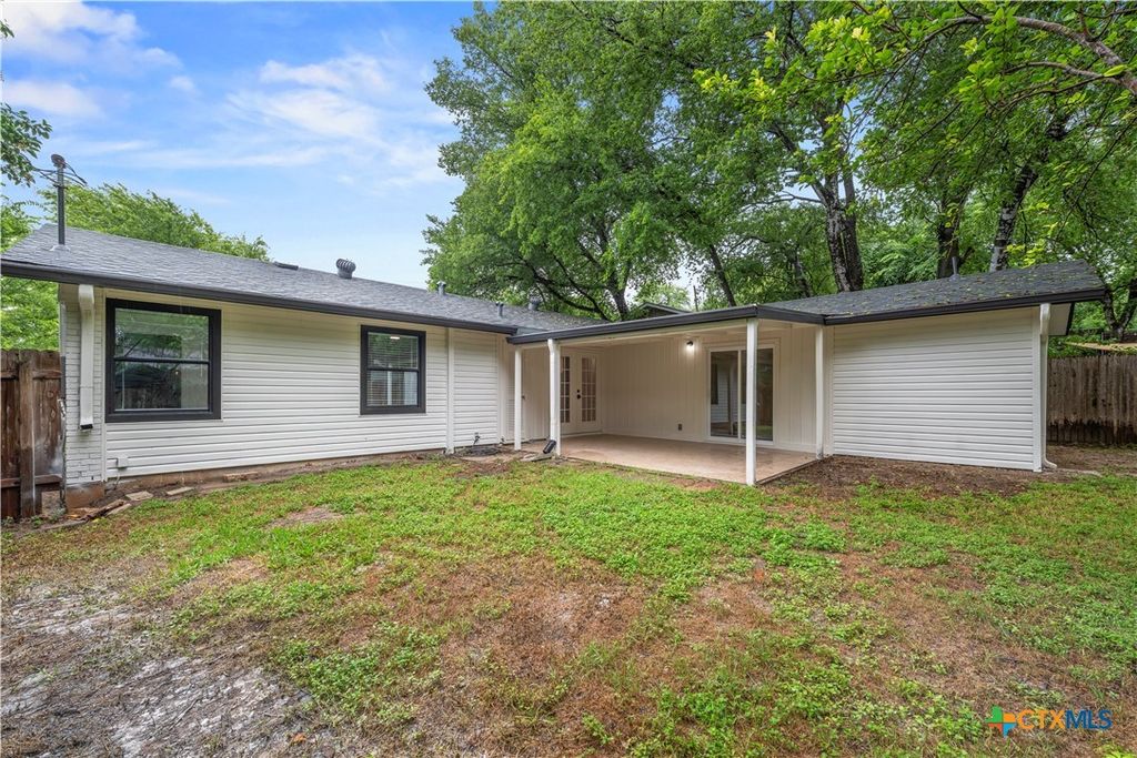 Image 36 of property listing at 6805 Tulane Drive, Austin, TX 78723