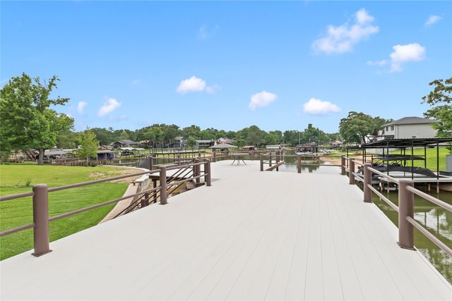 1524 Villa Cove Drive, Tool, TX 75143