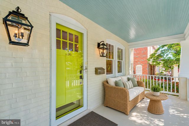 209 W MASONIC VIEW AVE, Alexandria, VA 22301
