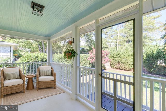 209 W MASONIC VIEW AVE, Alexandria, VA 22301