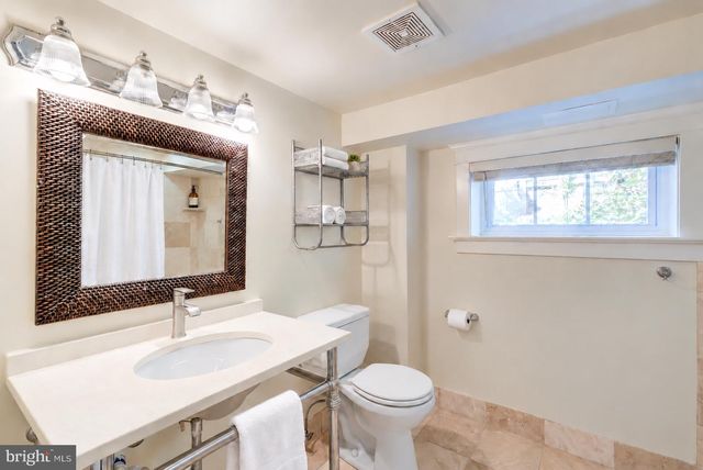 209 W MASONIC VIEW AVE, Alexandria, VA 22301