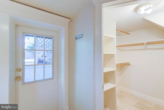 209 W MASONIC VIEW AVE, Alexandria, VA 22301