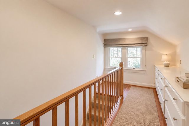 209 W MASONIC VIEW AVE, Alexandria, VA 22301