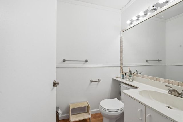 11339 Lakeview Drive Drive 4o, Coral Springs, FL 33071