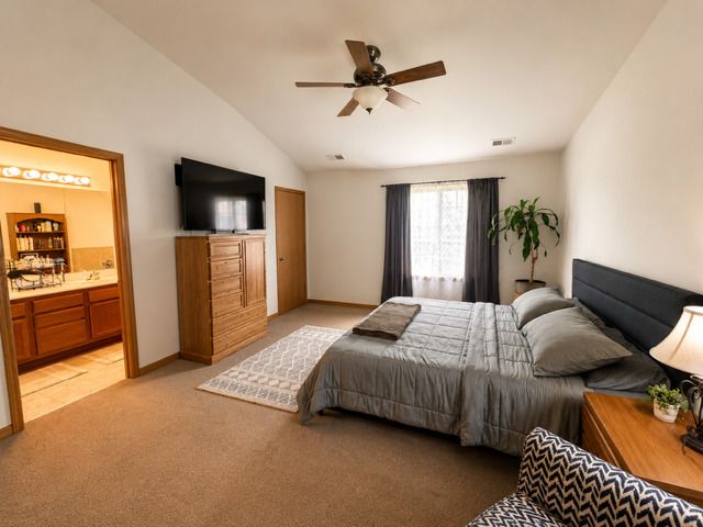 39082 Welsh Lane, Beach Park, IL 60083