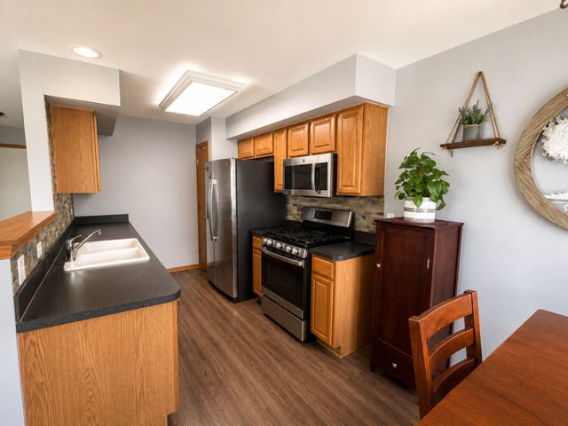 39082 Welsh Lane, Beach Park, IL 60083