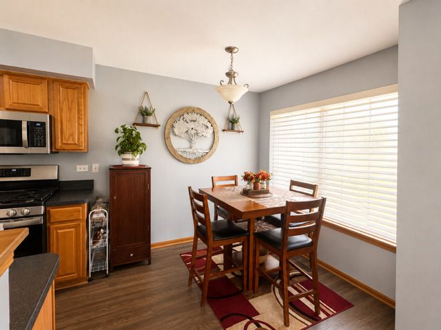 39082 Welsh Lane, Beach Park, IL 60083