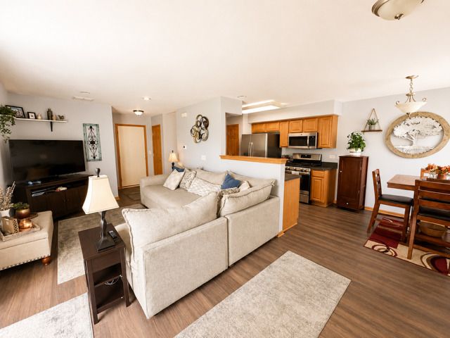 39082 Welsh Lane, Beach Park, IL 60083
