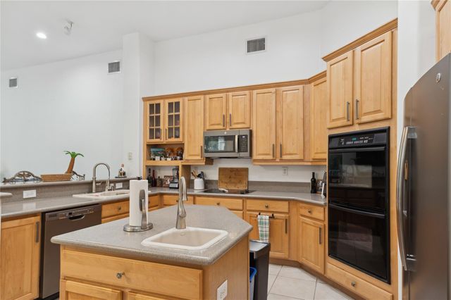 865 NW 124th Ave, Coral Springs, FL 33071