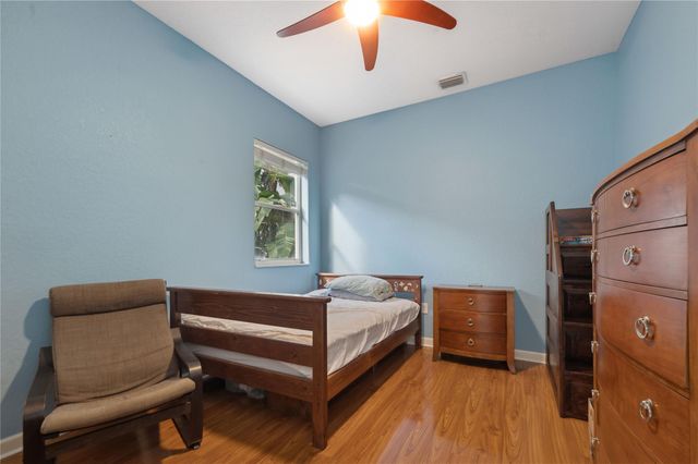 865 NW 124th Ave, Coral Springs, FL 33071