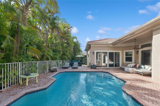 865 NW 124th Ave, Coral Springs, FL 33071