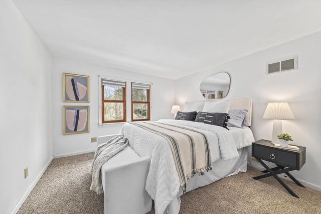 1630 W Lawn AVENUE, Milwaukee, WI 53209