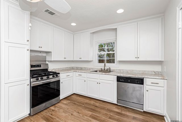 232 North St, Denham Springs, LA 70726