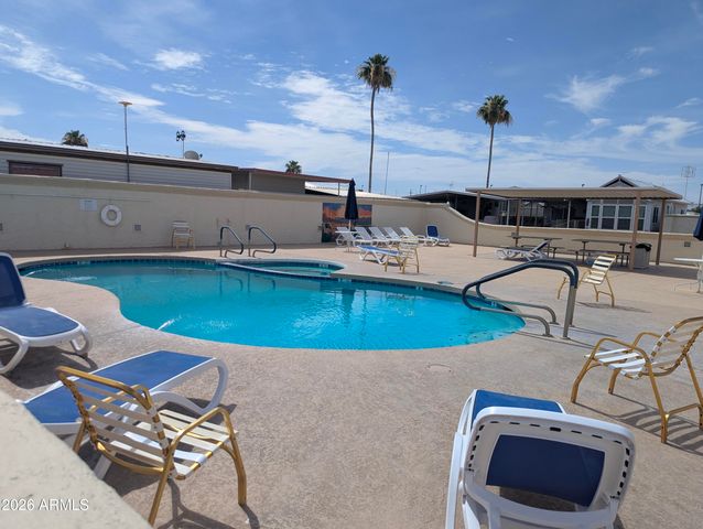 106 E HEDGE Drive, Florence, AZ 85132