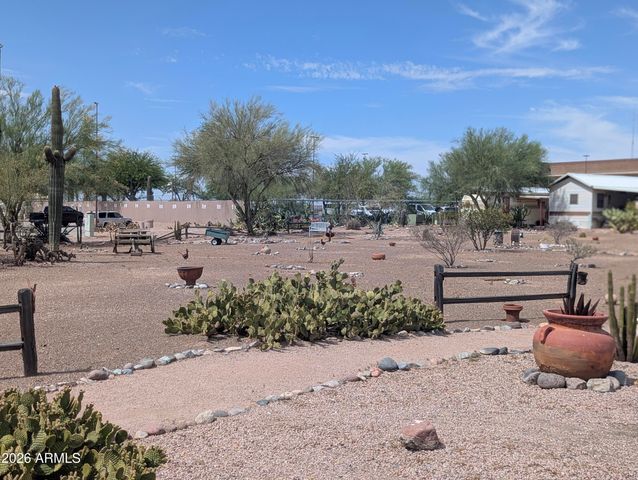 106 E HEDGE Drive, Florence, AZ 85132
