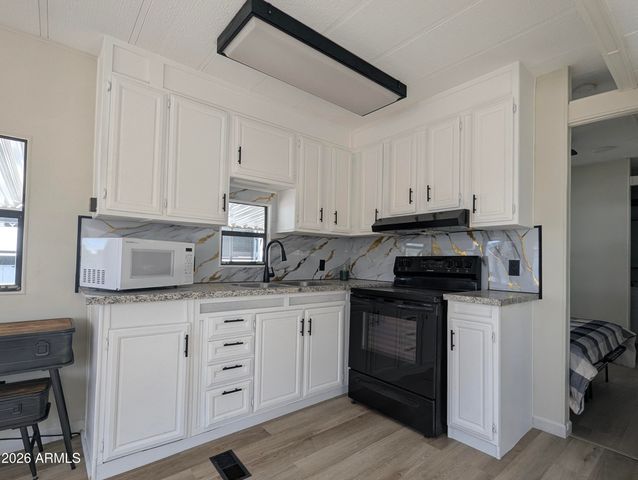 106 E HEDGE Drive, Florence, AZ 85132