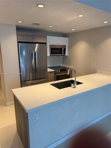9940 W Bay Harbor Dr 7B-S, Bay Harbor Islands, FL 33154