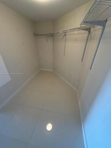 9940 W Bay Harbor Dr 7B-S, Bay Harbor Islands, FL 33154