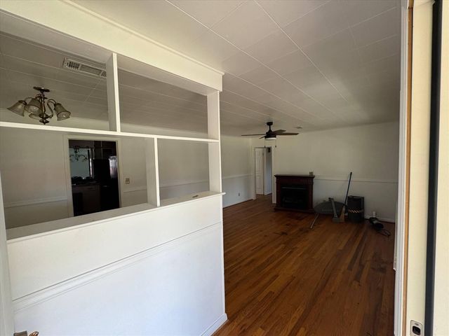 4274 2 Avenue, Marianna, FL 32446