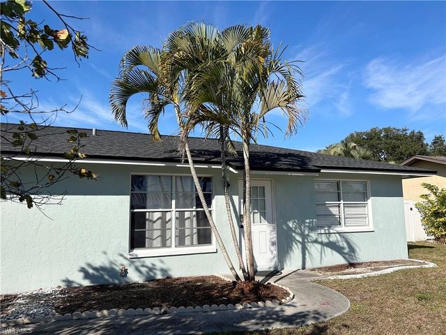 1428 20th AVE, Cape Coral, FL 33990