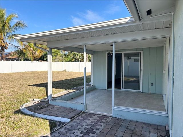 1428 20th AVE, Cape Coral, FL 33990