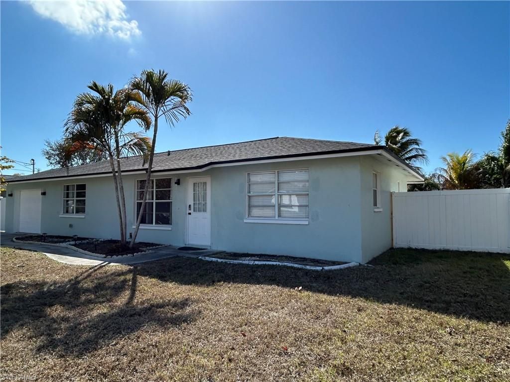 1428 20th AVE, Cape Coral, FL 33990