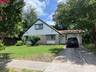 815 Greenhaven Drive, Richardson, TX 75080