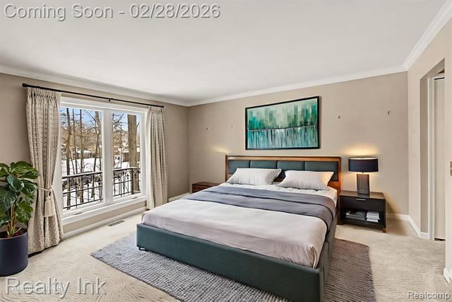 1636 Kilburn Road, Rochester Hills, MI 48306