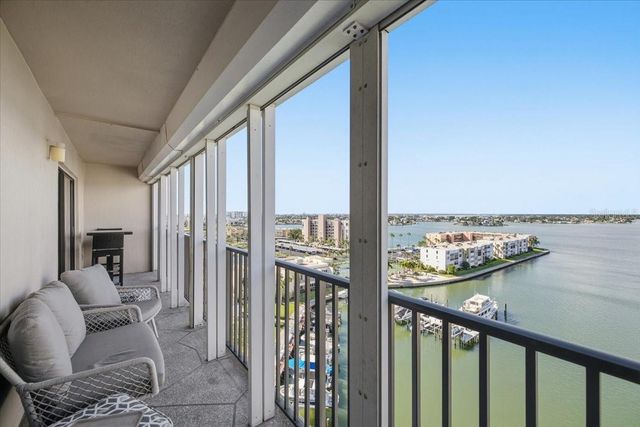 7300 SUN ISLAND DRIVE S 1104, South Pasadena, FL 33707