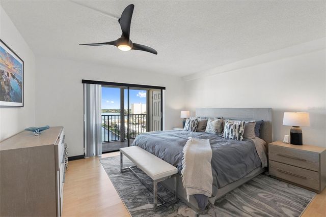 7300 SUN ISLAND DRIVE S 1104, South Pasadena, FL 33707