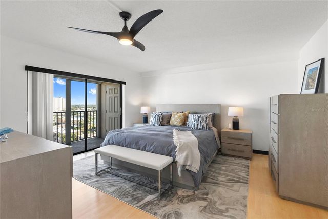 7300 SUN ISLAND DRIVE S 1104, South Pasadena, FL 33707