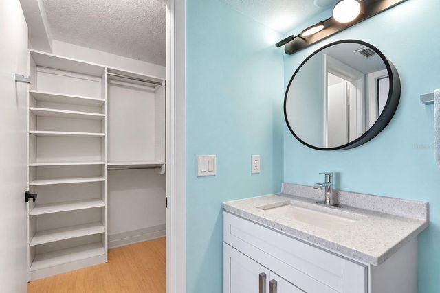 7300 SUN ISLAND DRIVE S 1104, South Pasadena, FL 33707