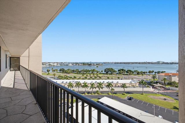 7300 SUN ISLAND DRIVE S 1104, South Pasadena, FL 33707