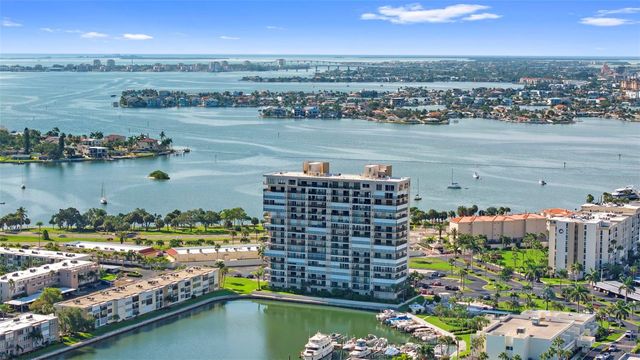 7300 SUN ISLAND DRIVE S 1104, South Pasadena, FL 33707