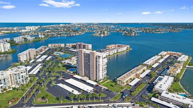 7300 SUN ISLAND DRIVE S 1104, South Pasadena, FL 33707