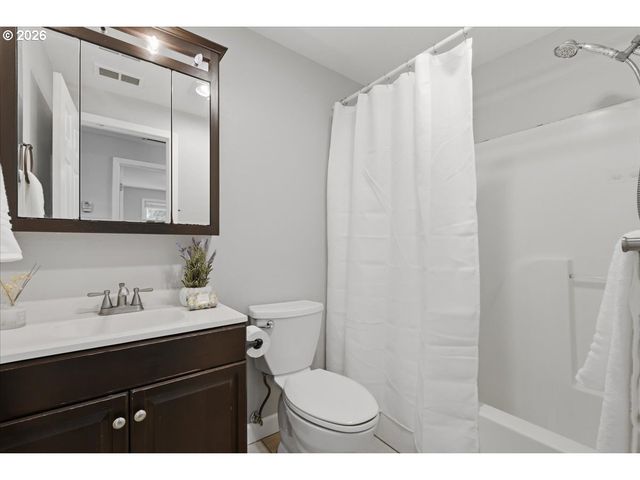 15311 Ne 46TH St, Vancouver, WA 98682